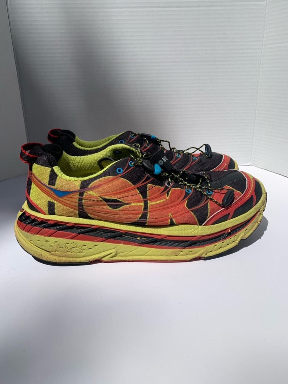 Hoka One One Clifton 3 Men's 9 Running Shoes Neon Yellow Orange Size 9 - Picture 4 of 10